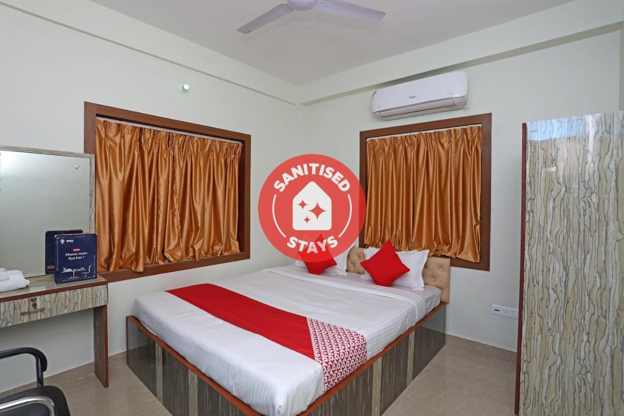 Oyo 17187 Urban Casa Kolkata Exterior photo
